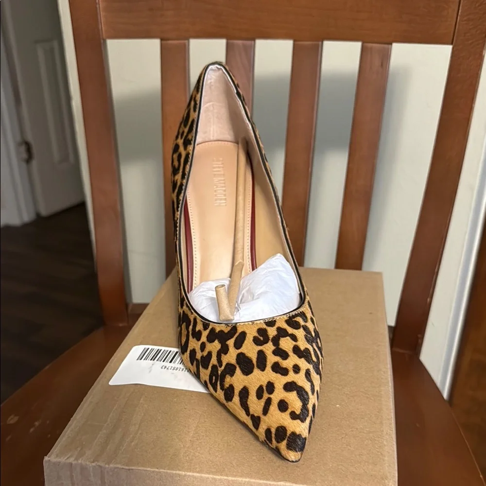 Steve Madden Brown and Black Stiletto Heels - Picture 3 of 6